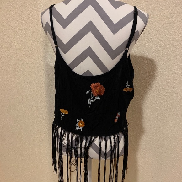 Embroidered flower adjustable noodle strap crop top with tassels size XL - Picture 2 of 4